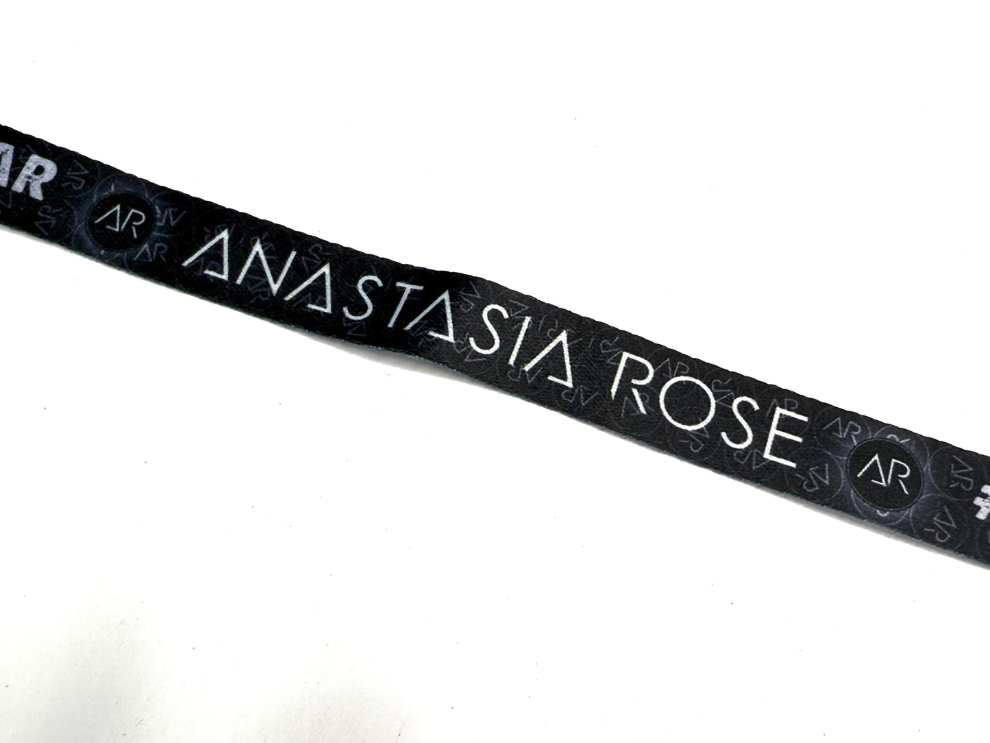 1x Anastasia Rose Festivalbändchen "Team AR"